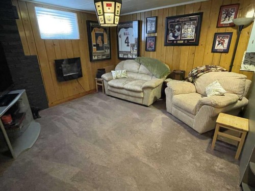 126 Douglas Drive, Hinton, AB 