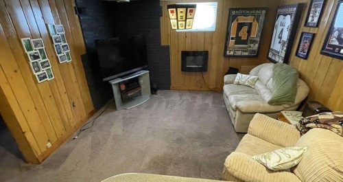 126 Douglas Drive, Hinton, AB 