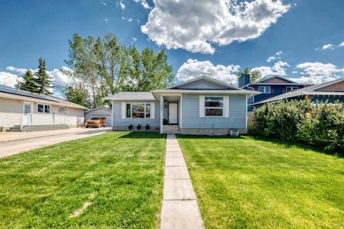325 Flett Drive NE Airdrie, AB T4B 1N1