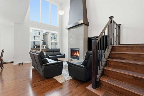 37 Nolanhurst Crescent Nw, Calgary, AB 