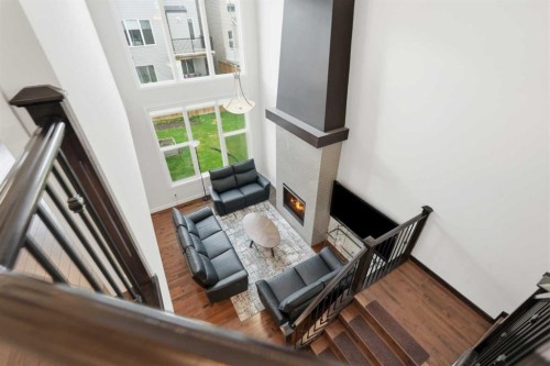 37 Nolanhurst Crescent Nw, Calgary, AB 