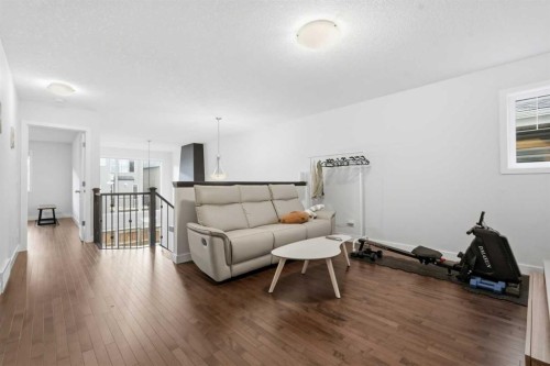 37 Nolanhurst Crescent Nw, Calgary, AB 