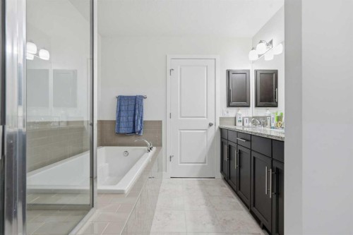 37 Nolanhurst Crescent Nw, Calgary, AB 