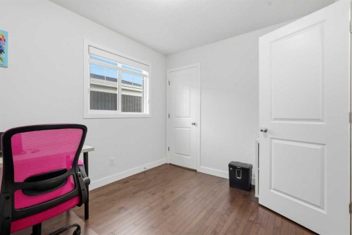 37 Nolanhurst Crescent Nw, Calgary, AB 