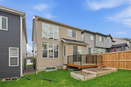 37 Nolanhurst Crescent Nw, Calgary, AB 
