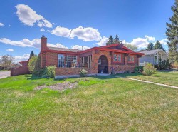 728 Parkvalley Road SE Calgary, AB T2J 4V8