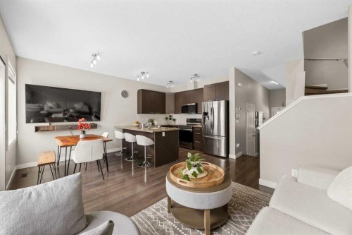 121-300 Marina Drive, Chestermere, AB - Indoor