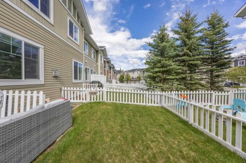121-300 Marina Drive, Chestermere, AB - Outdoor