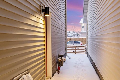 43 Belvedere Point Se, Calgary, AB 