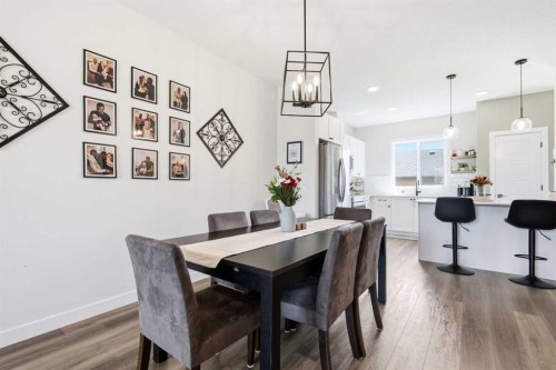 23 Sienna Boulevard, Fort Saskatchewan, AB - Indoor Photo Showing Dining Room