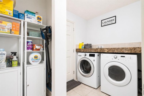 821 Auburn Bay Boulevard Se, Calgary, AB - Indoor Photo Showing Laundry Room