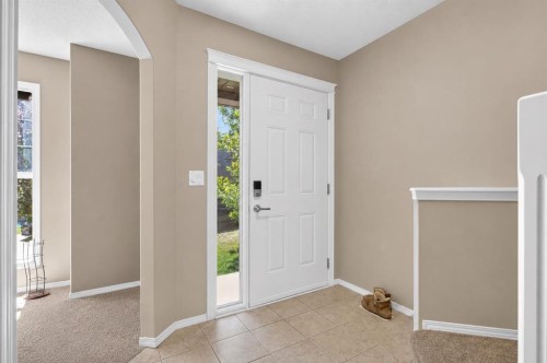28 Sage Bank Link Nw, Calgary, AB 