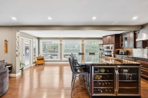 41 Sidon Crescent Sw, Calgary, AB 