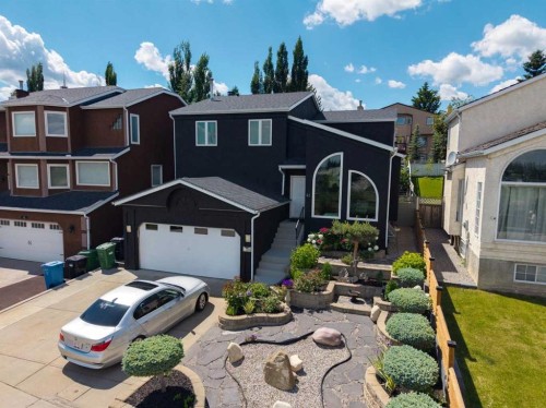 41 Sidon Crescent Sw, Calgary, AB 