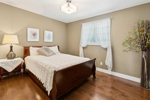 41 Sidon Crescent Sw, Calgary, AB 