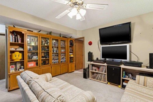 41 Sidon Crescent Sw, Calgary, AB 