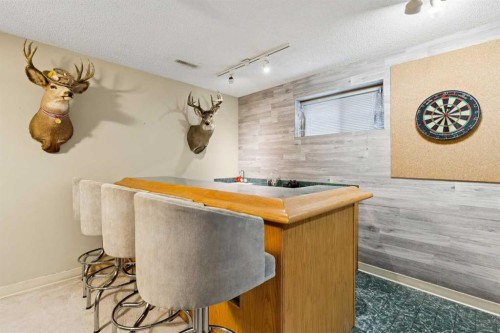41 Sidon Crescent Sw, Calgary, AB 