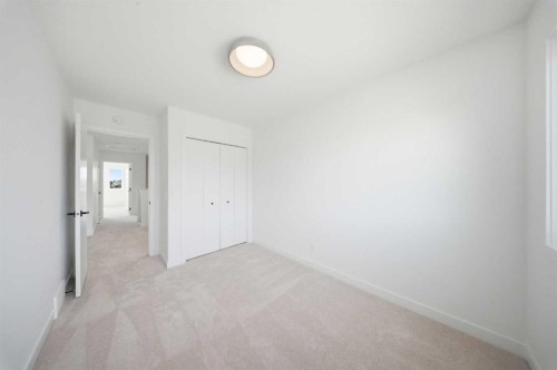 418 Belvedere Boulevard Se, Calgary, AB 