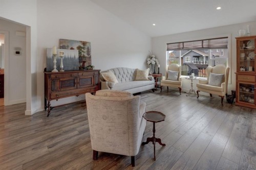 83 Valarosa Drive, Didsbury, AB 