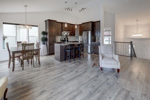 83 Valarosa Drive, Didsbury, AB 