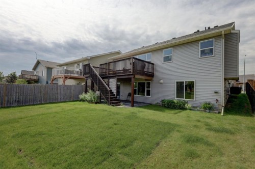 83 Valarosa Drive, Didsbury, AB 