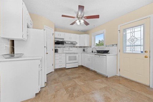 131 Coral Springs Circle Ne, Calgary, AB 