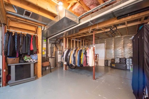 131 Coral Springs Circle Ne, Calgary, AB 