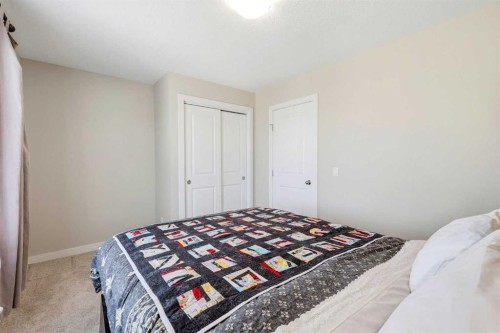 43-300 Marina Drive, Chestermere, AB - Indoor Photo Showing Bedroom