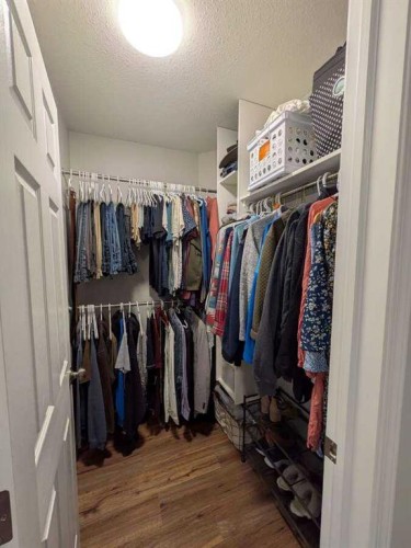 292 Lancaster Drive, Red Deer, AB 