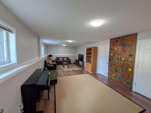 292 Lancaster Drive, Red Deer, AB 