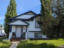 292 Lancaster Drive Red Deer, AB T4R 3R7