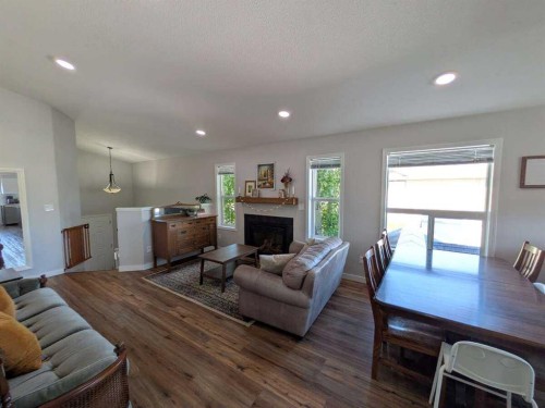 292 Lancaster Drive, Red Deer, AB 