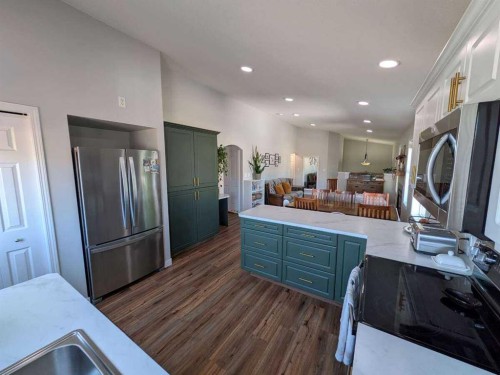 292 Lancaster Drive, Red Deer, AB 