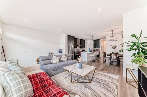 132 Setonstone Gardens Se, Calgary, AB 