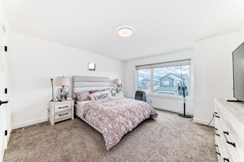 132 Setonstone Gardens Se, Calgary, AB 