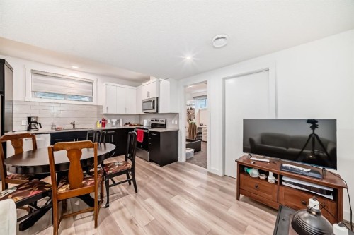 132 Setonstone Gardens Se, Calgary, AB 