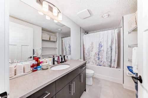 132 Setonstone Gardens Se, Calgary, AB 