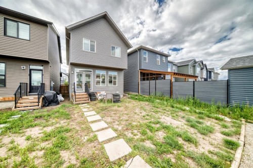 132 Setonstone Gardens Se, Calgary, AB 