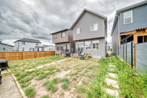132 Setonstone Gardens Se, Calgary, AB 