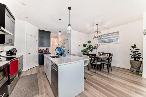 132 Setonstone Gardens Se, Calgary, AB 