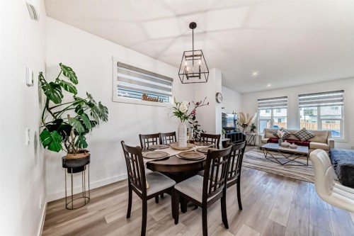 132 Setonstone Gardens Se, Calgary, AB 
