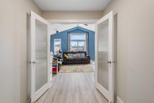 92 Cranleigh Close Se, Calgary, AB 