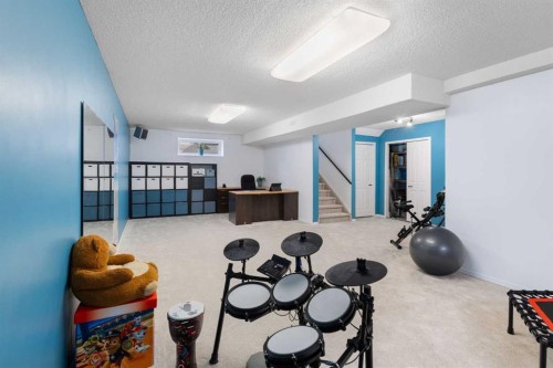 92 Cranleigh Close Se, Calgary, AB 