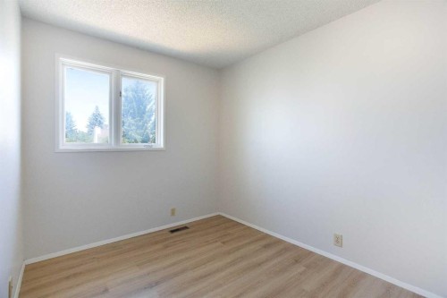 2330 Woodview Drive Sw, Calgary, AB 