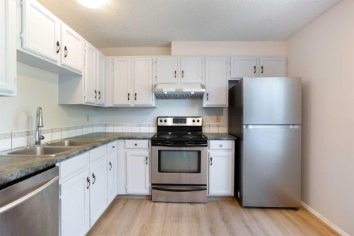 2330 Woodview Drive Sw, Calgary, AB 