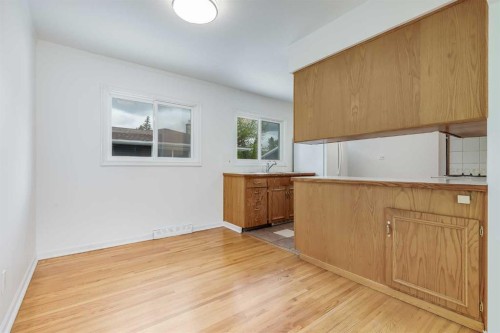 132 Haysboro Crescent Sw, Calgary, AB 