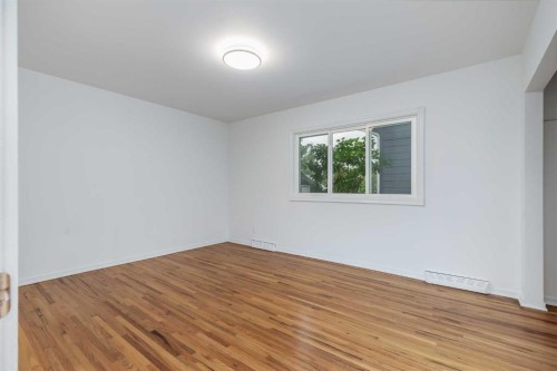 132 Haysboro Crescent Sw, Calgary, AB 