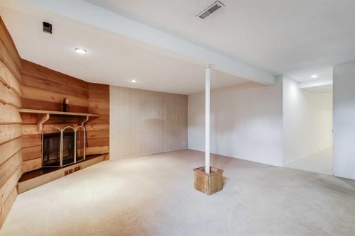 132 Haysboro Crescent Sw, Calgary, AB 