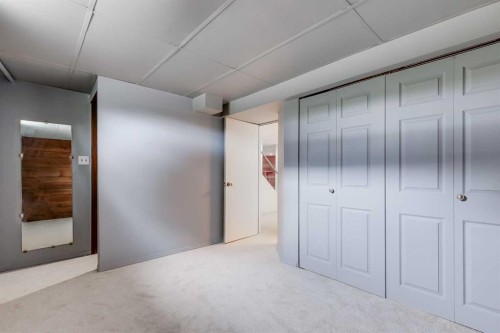 132 Haysboro Crescent Sw, Calgary, AB 