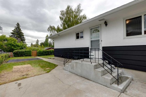 132 Haysboro Crescent Sw, Calgary, AB 